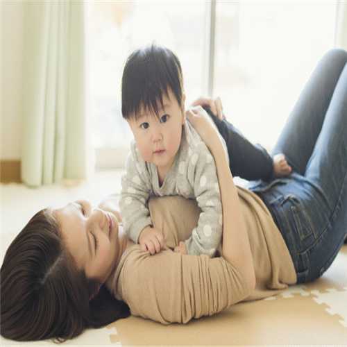 贵州金贝供卵生殖中心_婴儿副乳是什么原因造成的
